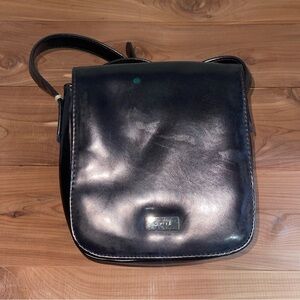 NWT Vintage GUESS Bronze Patent Leather Shoulder Bag
